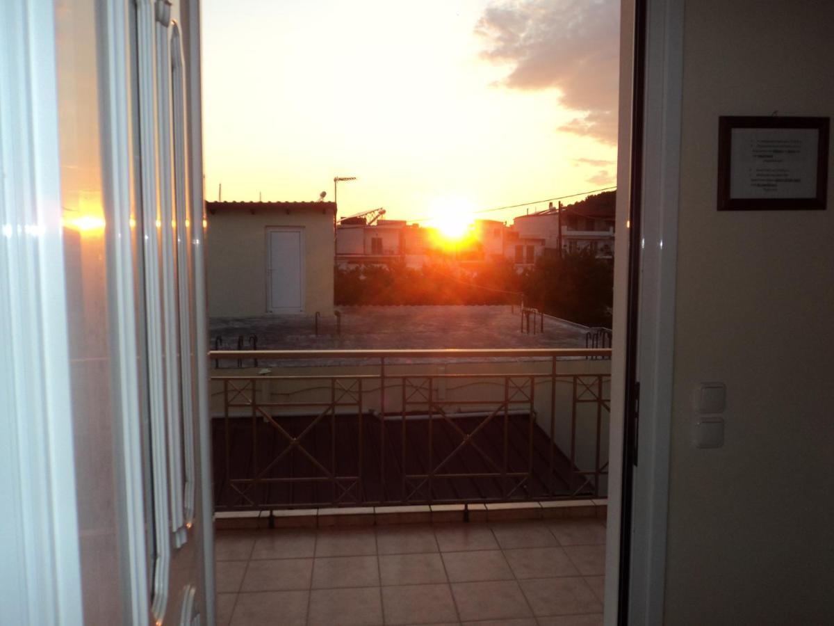 Alexandra' S Apartments Платария Экстерьер фото